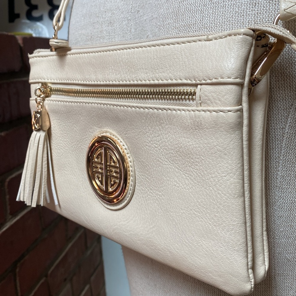 Elegant vintage  Cream Shoulder Bag - Picture 3 of 9